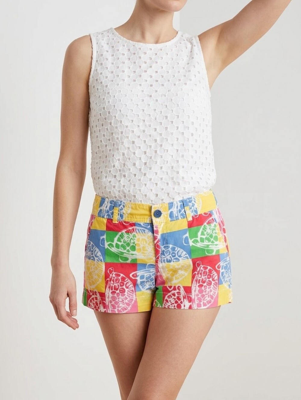 Lilly Pulitzer Callahan Shorts Patchwork Turtle Design with Pockets Size 2